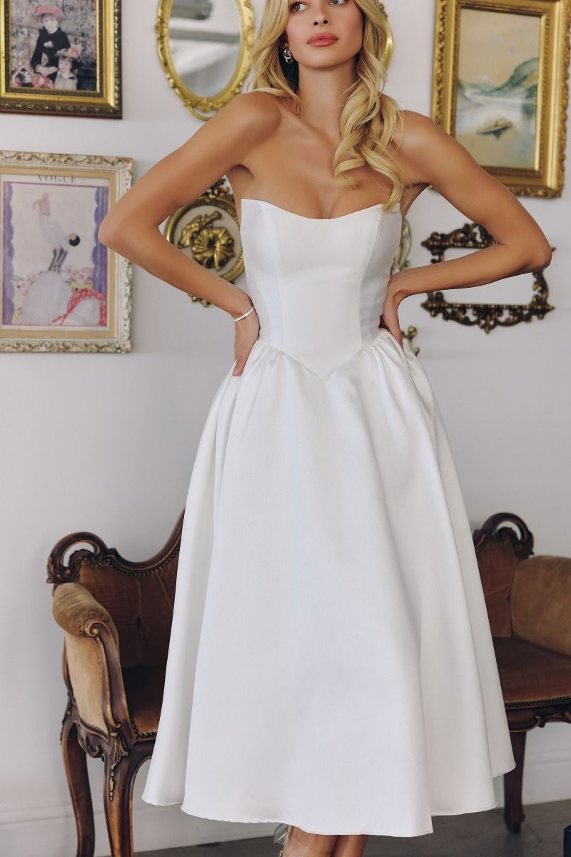 Strapless Silhouette Features a Sculpted Bodice-1