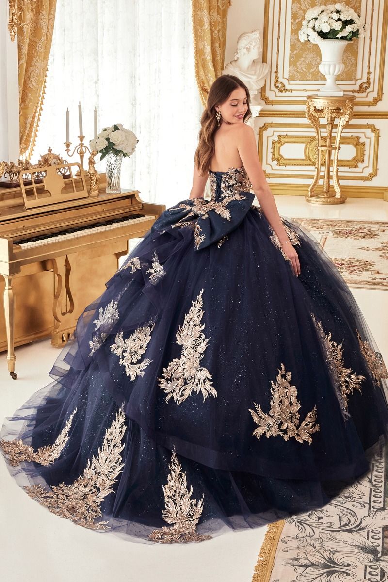 STRAPLESS LAYERED BALL GOWN WITH BOW DETAIL CD15715-1