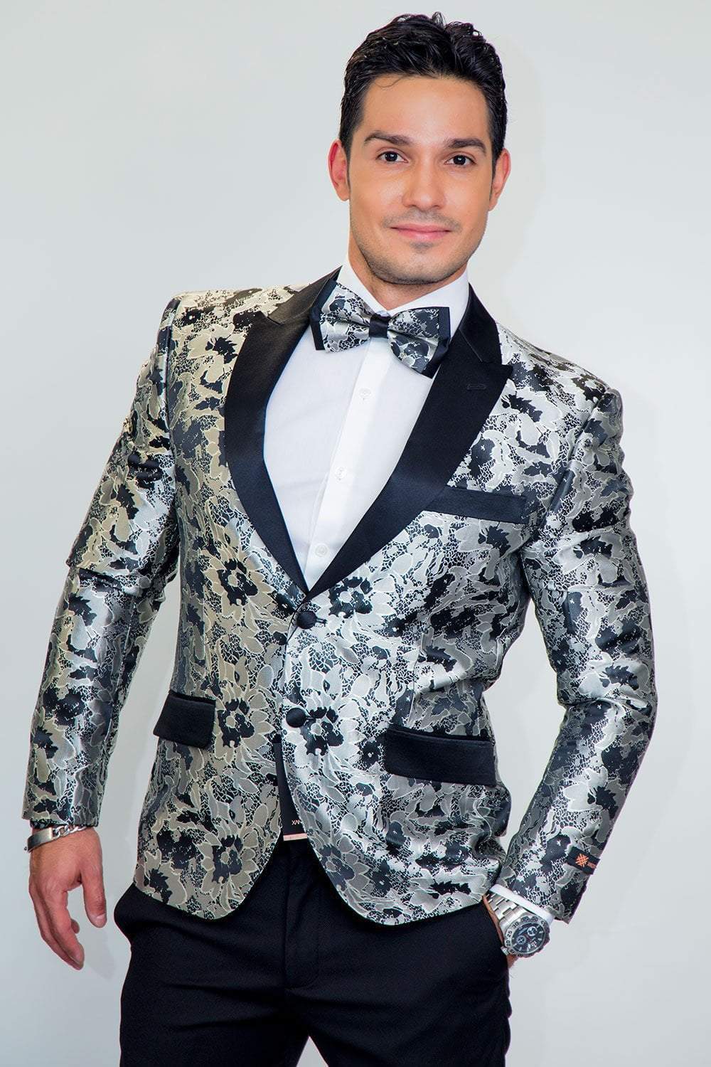 "Amsterdam" Tuxedo Jacket Peak-2