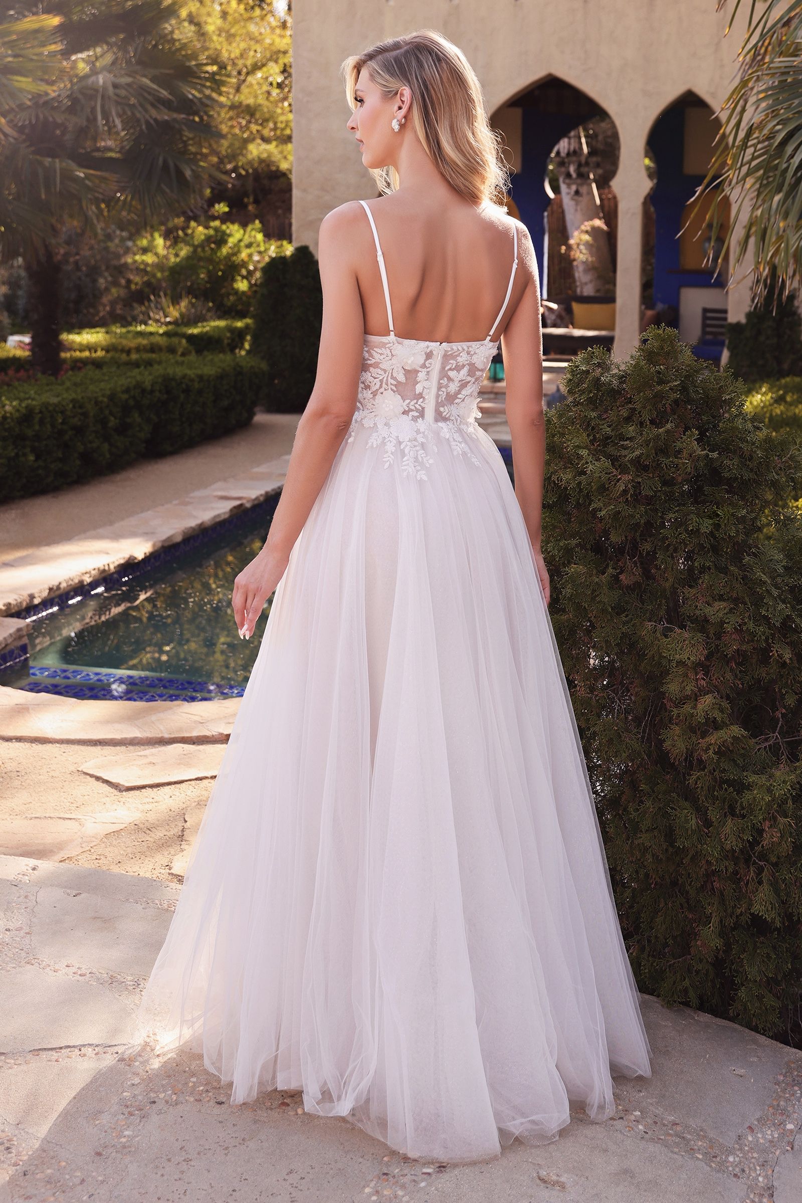 Layered A-Line Tulle Modern Bride & Wedding Gown Vintage Boho Laced A-line Wedding Dress Mid Open Back V-neck Floral Bodice CDCB072W-2