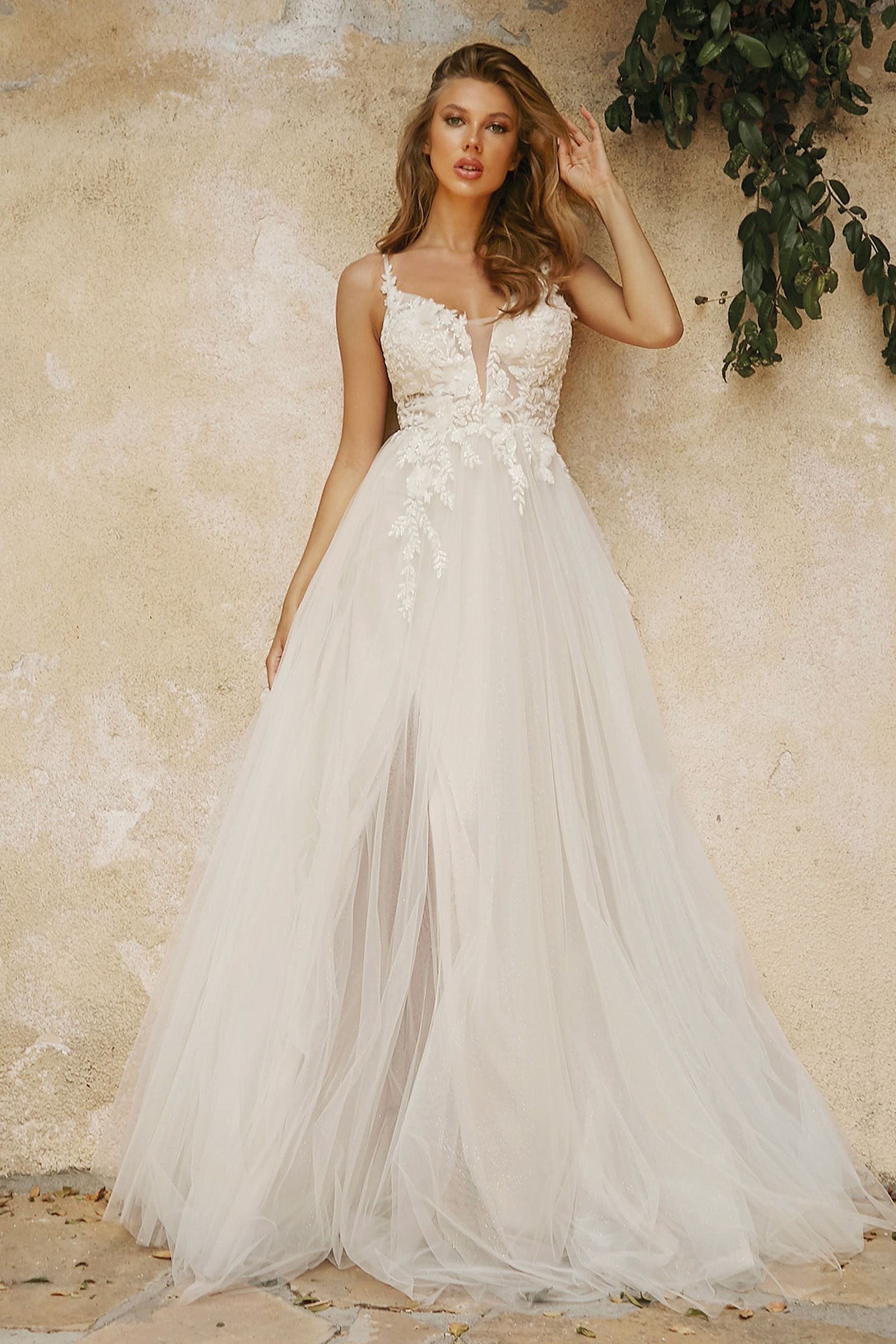 Layered A-Line Tulle Modern Bride & Wedding Gown Vintage Boho Laced A-line Wedding Dress Mid Open Back V-neck Floral Bodice CDCB072W-4